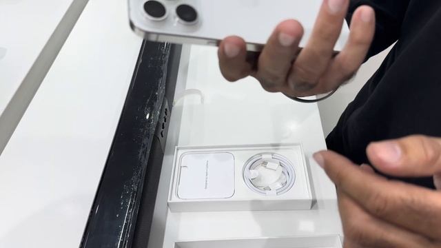 iphone 15 pro max white titanium unboxing and hands on смотреть онлайн