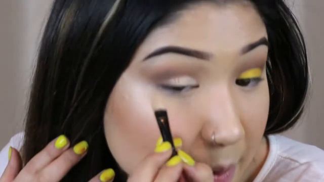 Fun Bright Yellow Cutcrease Tutorial смотреть онлайн