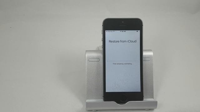 Restoring an iPhone from an iCloud backup смотреть онлайн