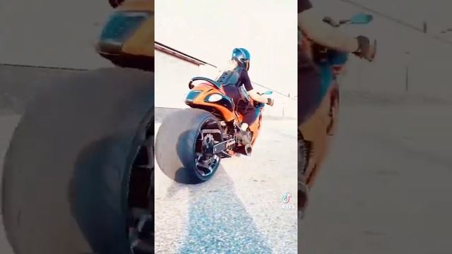 Ms. @Lightrosegold with All Things Chrome Tornado Wheels on her Suzuki Hayabusa- Call 615-431-2294 смотреть онлайн