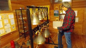 Выпускной звон в Московской школе звонарей "Колокольный Градъ". Дмитрий Калашников