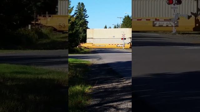 EVEN FASTER CP STACK TRAIN/ MIXED FREIGHT AT DEXTER!!!! смотреть онлайн