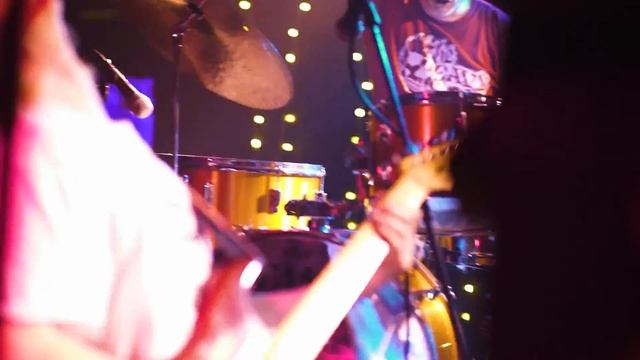 Connor Kelly & The Time Warp - Space Graveyard Ending (Live) смотреть онлайн