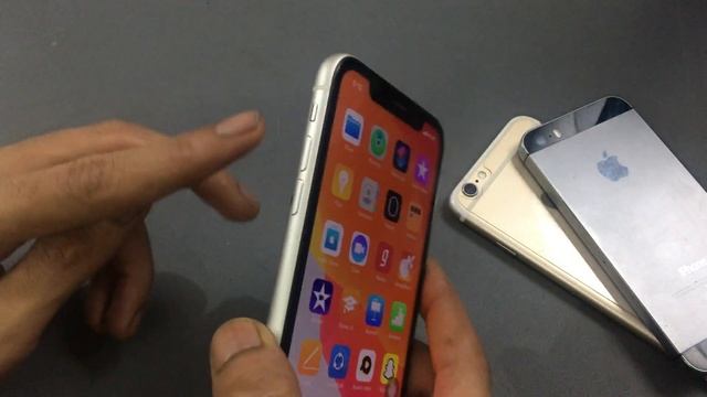 How to Switch Off iphone 11 | iphone 11 band kaise kare | iphone 11 switch off смотреть онлайн