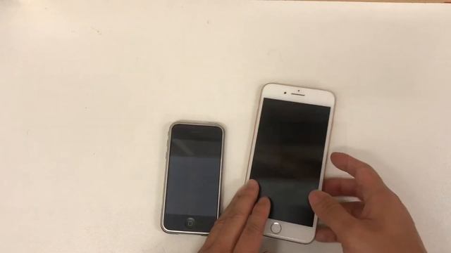 iPhone 8 Plus vs Original iPhone 2G 10 Years Comparison смотреть онлайн