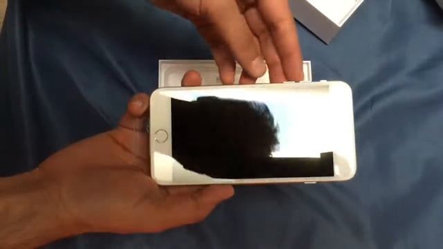 iPhone 8 64Gb Plus Silver - Unboxing смотреть онлайн