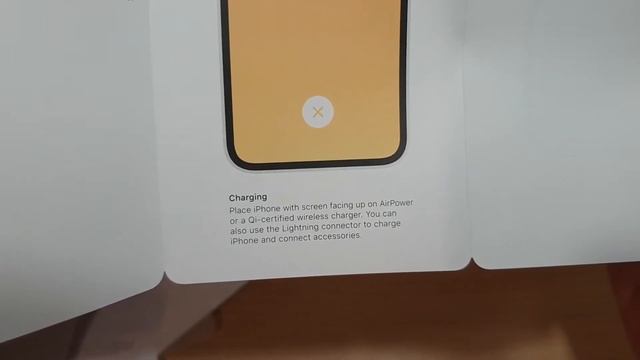 Apple Reveal to Charge iPhone XS with Airpower in the User Manual смотреть онлайн