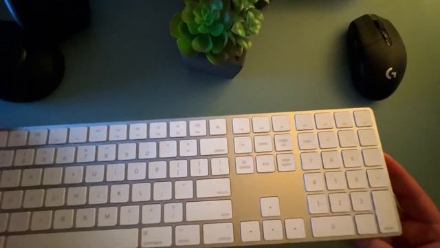 Apple Magic Keyboard with Numeric Pad, Unboxing and Typing Sound Test смотреть онлайн