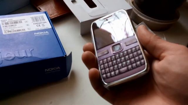 ОБЗОР Nokia E72 Purple