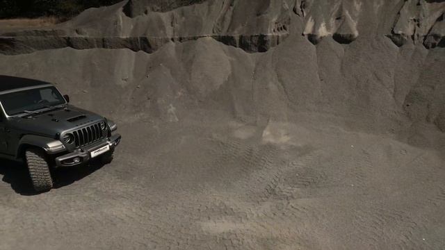 Brute Jeeps Part I смотреть онлайн