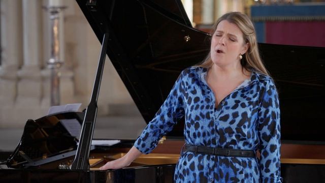 Elin Pritchard Soprano Vier letzte Lieder, 2. September смотреть онлайн