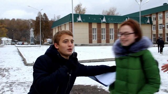 СОЦИАЛЬНЫЕ ОПРОСЫ / 2 ВЫПУСК / Девка хоть куда смотреть онлайн