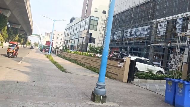 Kolkata|New Town|Ozone High Street|Croma|Fairfield By Marriott смотреть онлайн