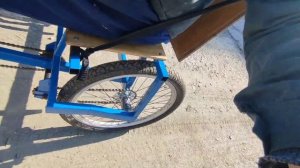 Трёхколёсный двухместный веломобиль. Пробный выезд.