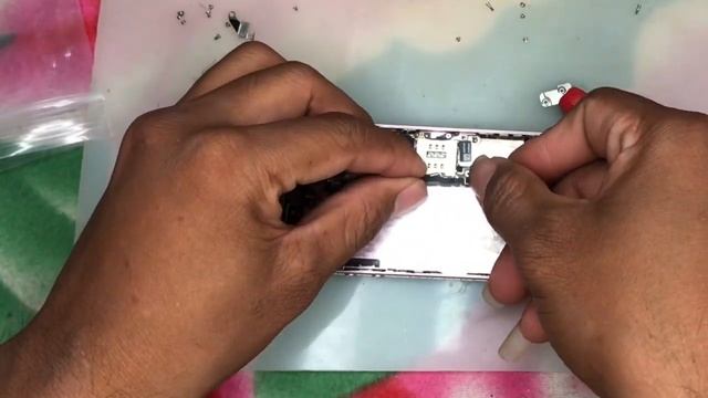 iPhone 5 Diamond Rose Restoration смотреть онлайн