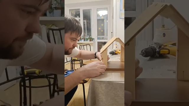 Кормушка для птиц в детский сад. Выполнил задание воспитателей
