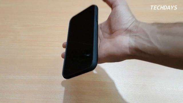 Tudia Merge Case for iPhone XR (Hindi) смотреть онлайн