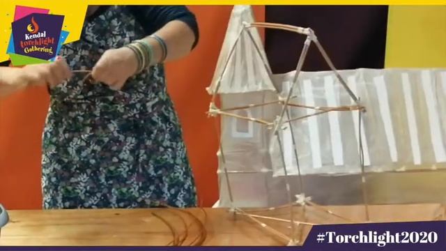 Making lanterns with Donna смотреть онлайн