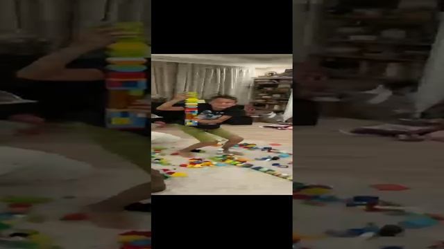 Я хотел сломать башню, но она упала! смотреть онлайн