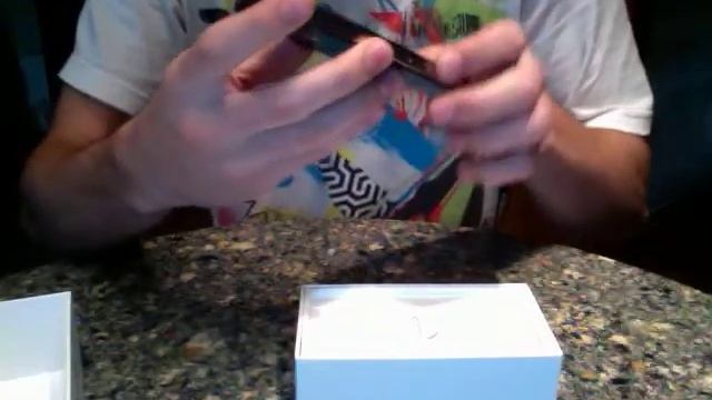 iPhone 4S Unboxing смотреть онлайн