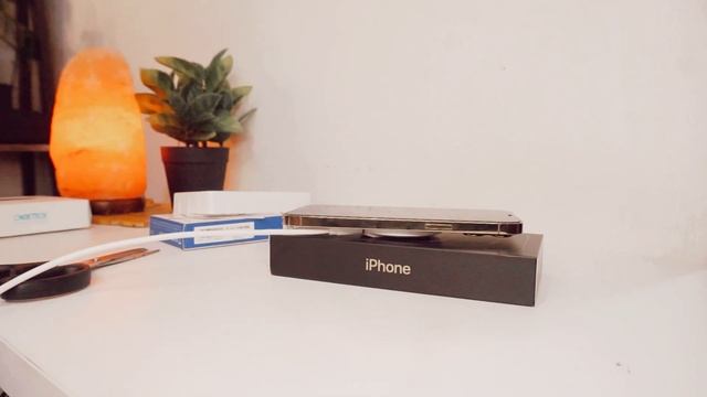 IPHONE 12 PRO MAX MAGSAFE UNBOXING || MAGNETIC WIRELESS CHARGER смотреть онлайн