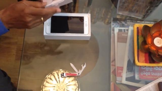Unboxing iPhone 7 Plus 256 GB Silver - Odia - Part 1 смотреть онлайн