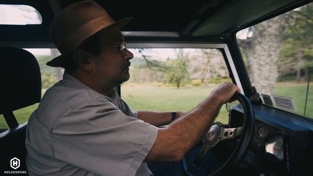 1985 Defender 110 - A Pure Driving Experience смотреть онлайн
