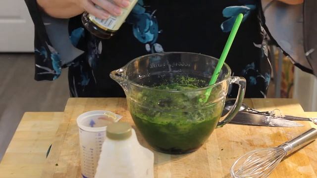 Kale "Seuss" Cake | Mind Full Menu смотреть онлайн