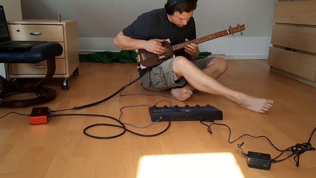 Cigar Box Guitar - Phaser, Delay Improvisation смотреть онлайн