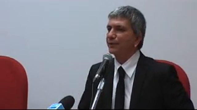 Nichi Vendola смотреть онлайн