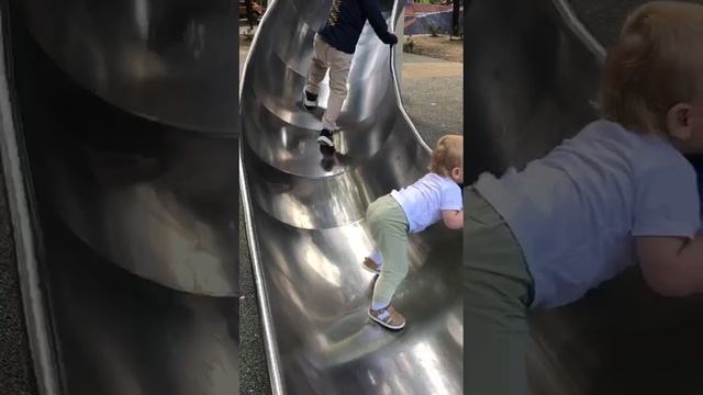 На детской площадке смотреть онлайн
