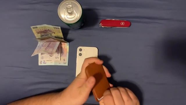 Fake apple wallet смотреть онлайн