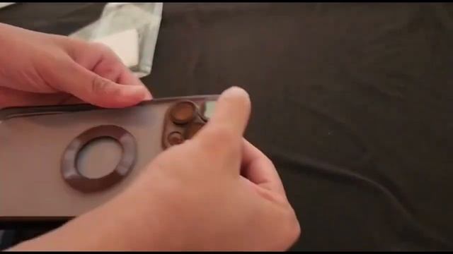 Trying new phone case 📱Swarovski phone case смотреть онлайн