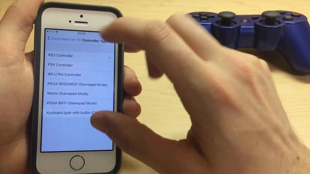 Jouer aux jeux d'iOS avec une Manette de PS3/PS4 смотреть онлайн