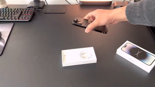 iPhone 14 Pro Space Black Quick Unboxing смотреть онлайн