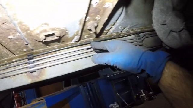 Jeep Grand Cherokee Brake line Rusted and Leaked, Replacing new lines смотреть онлайн