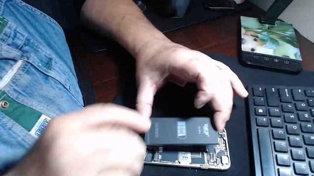 Live/Replace iphone 6 battery смотреть онлайн