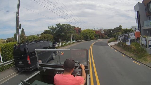 Land Rover Series 1 Gone to the Beach смотреть онлайн