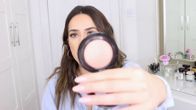 April Favourites Run Down : Beauty/Lifestyle/Fashion ad смотреть онлайн