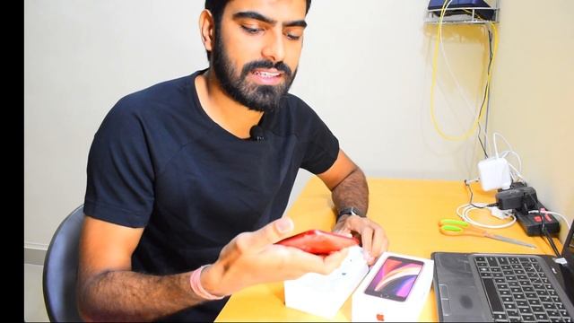 Iphone SE 2020 unboxing in Hindi !! Iphone SE GIVEAWAY 😍 || Apple iPhone смотреть онлайн