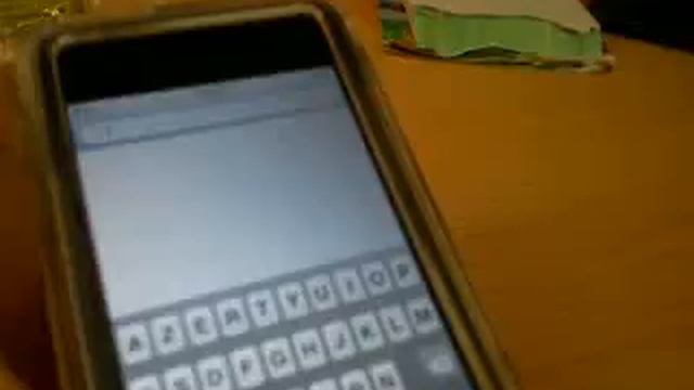 Mettre wallpapers et multitasking sur iPod Touch 2G et iPhone 3G 4.2.1 смотреть онлайн