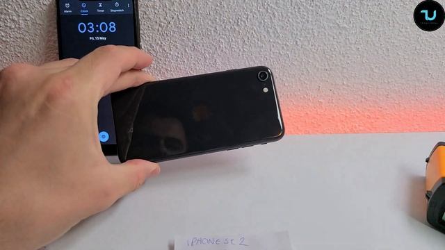 iPhone SE 2020 Battery drain test/Gaming 100% - 0% Screen on Time/after updates Bionic A13 смотреть онлайн
