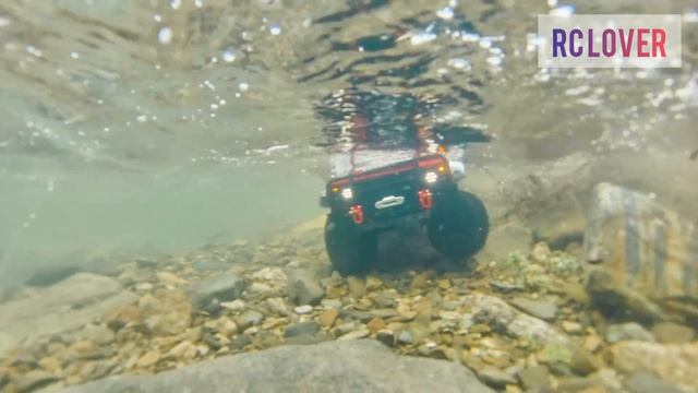 Traxxas TRX-4 Land Rover Defender | 1/10 Scale RC | River Rock | Running Under Waterr | 2022 RC смотреть онлайн