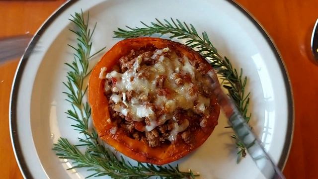 MY COTTAGE GARDEN IN OCTOBER/ stuffed homegrown pumpkins/ apple cake/ marmelade | Miss Anglophilia смотреть онлайн