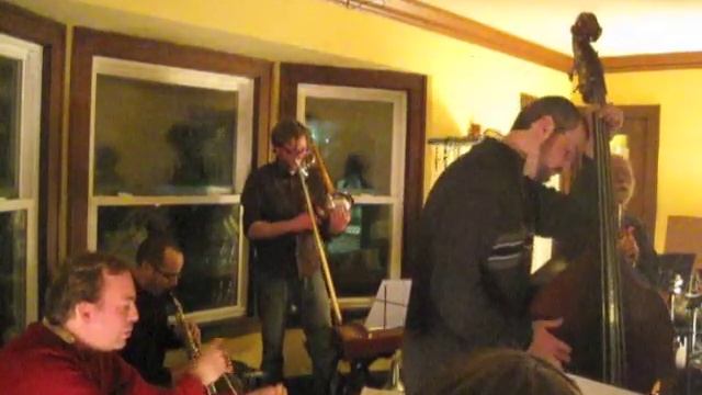 Trepanning Trio performing "Lucy Toes" live at Lincoln House, December 22, 2010 смотреть онлайн
