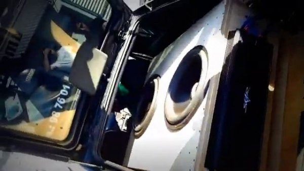 Приора рвёт!!!