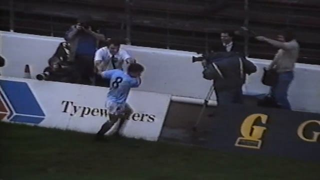 MANCHESTER CITY FC V BOURNEMOUTH FC-LEAGUE DIVISON TWO–6TH MAY 1989–MAINE RD-MANCHESTER смотреть онлайн