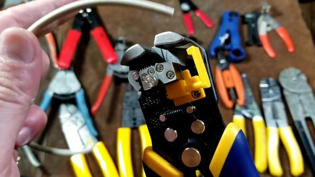 Professional Wire Stripper Review & Comparison смотреть онлайн