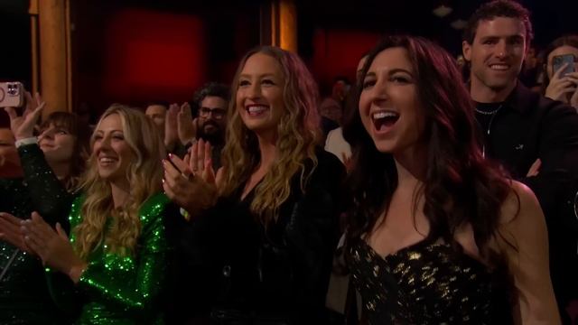 Beyoncé Accepts The Innovator Award At The 2024 iHeartRadio Music Awards смотреть онлайн