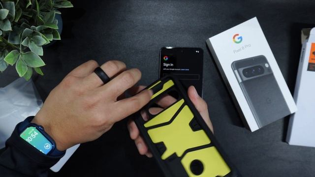 Google Pixel 8 Pro Unboxing and Impressions with Spigen Case Tough Armor Case смотреть онлайн